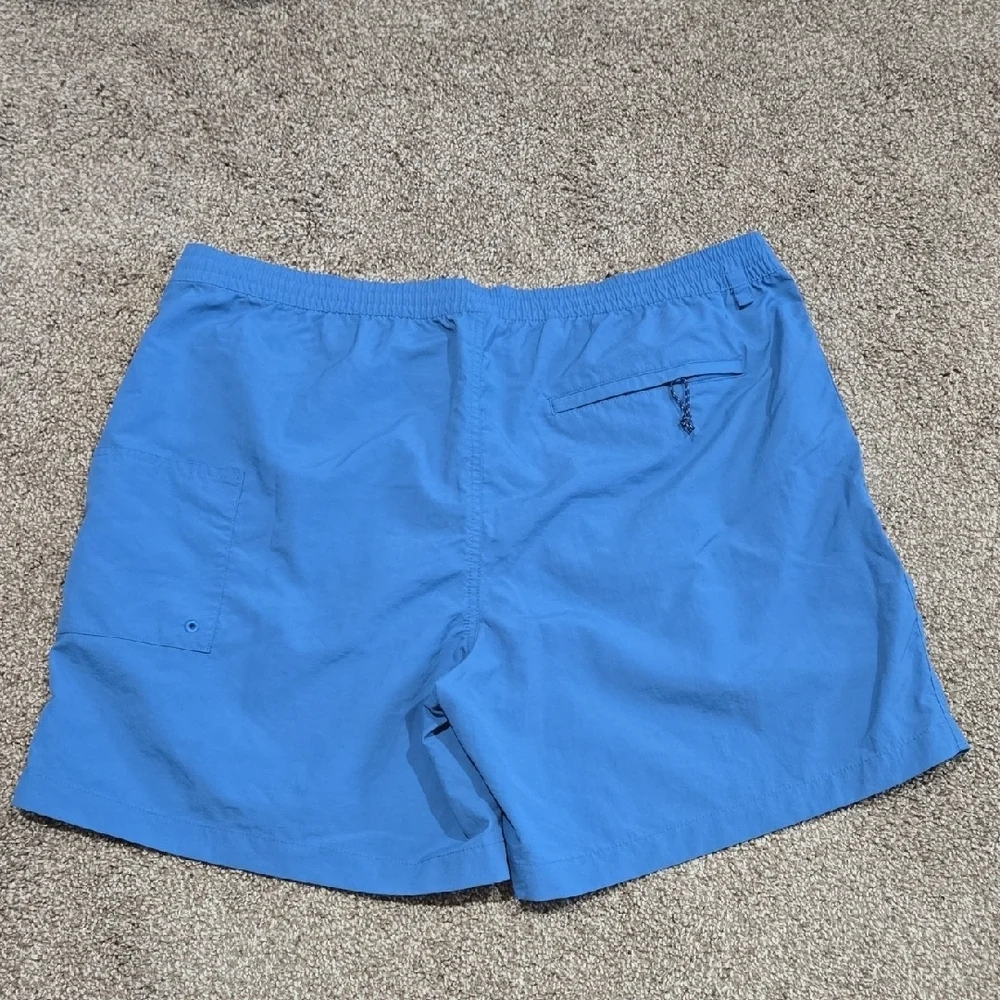 Southern Tide lightweight southern